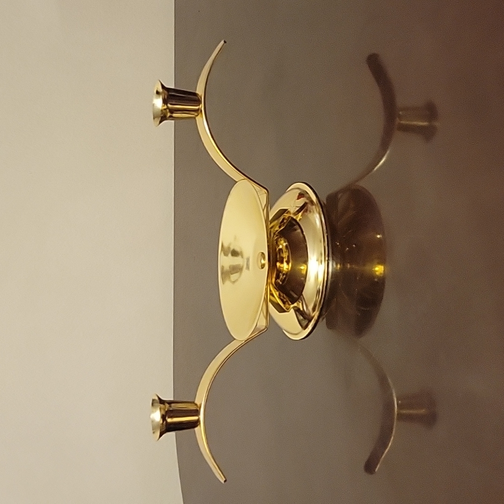 Candle holder